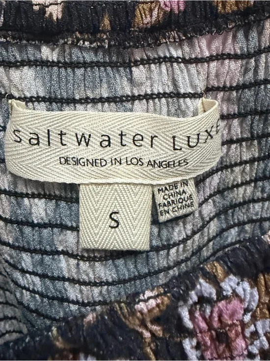 SALTWATER LUXE Floral Smocked Square-Neck Dolman Sleeve Top - Size S - Picture 8 of 8